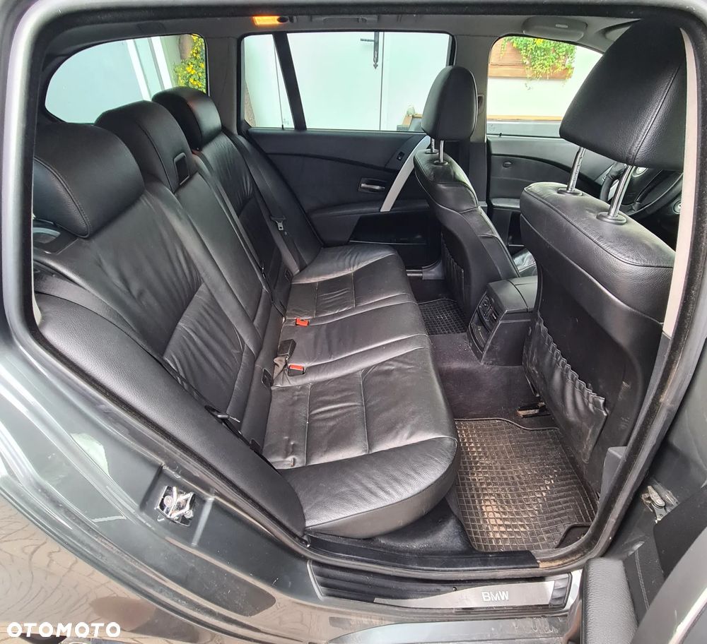 BMW Seria 5 525i - 18
