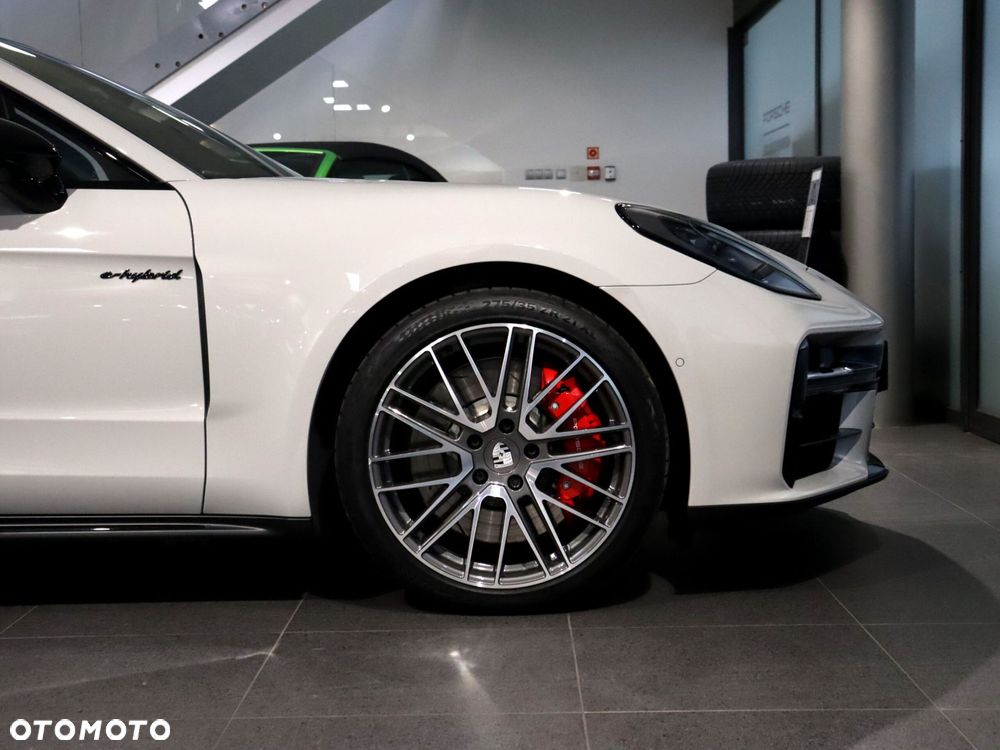 Porsche Panamera 4S E-Hybrid PHEV - 14