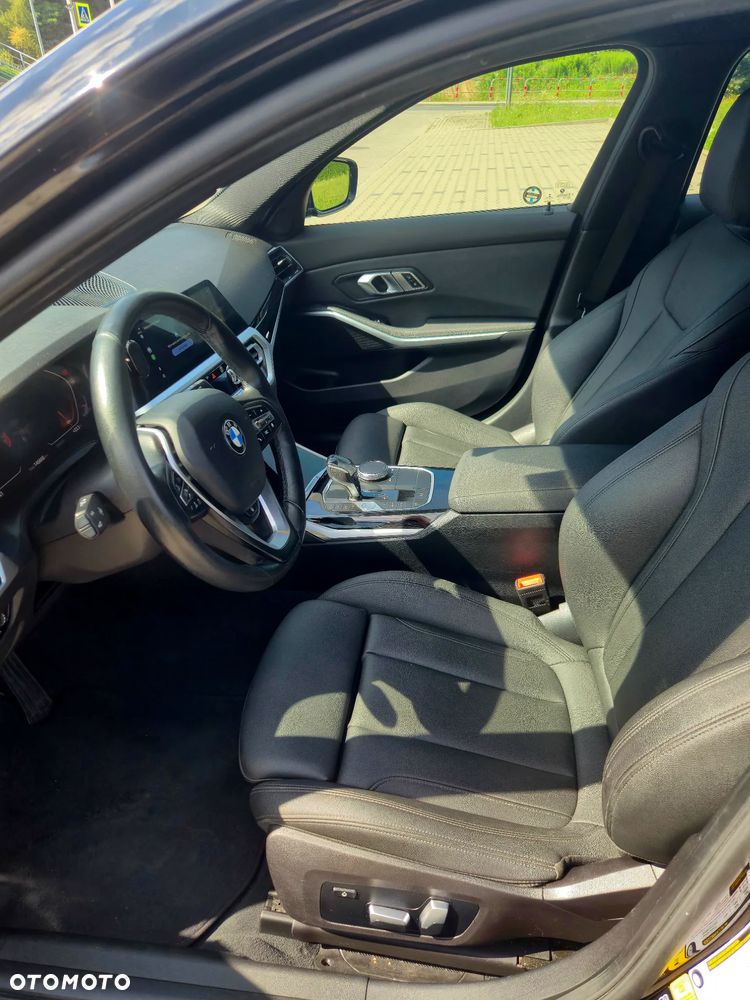 BMW Seria 3 330i GPF M Sport Shadow - 7
