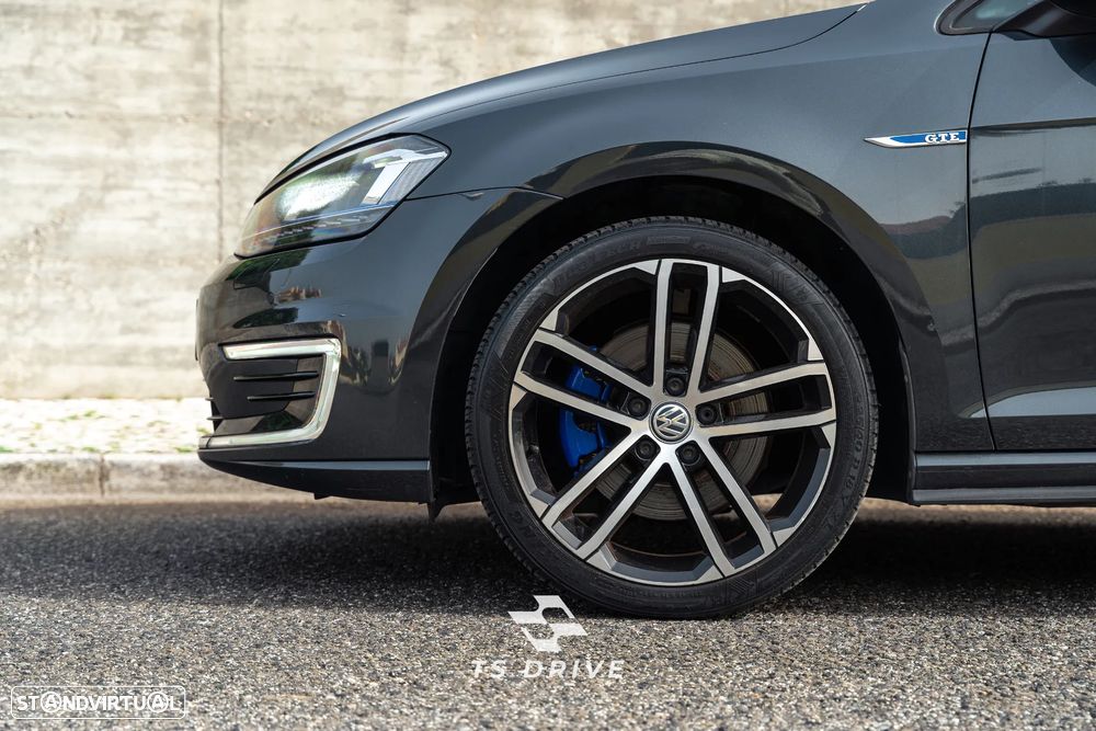 VW Golf 1.4 GTE Plug-In-Hybrid DSG - 18
