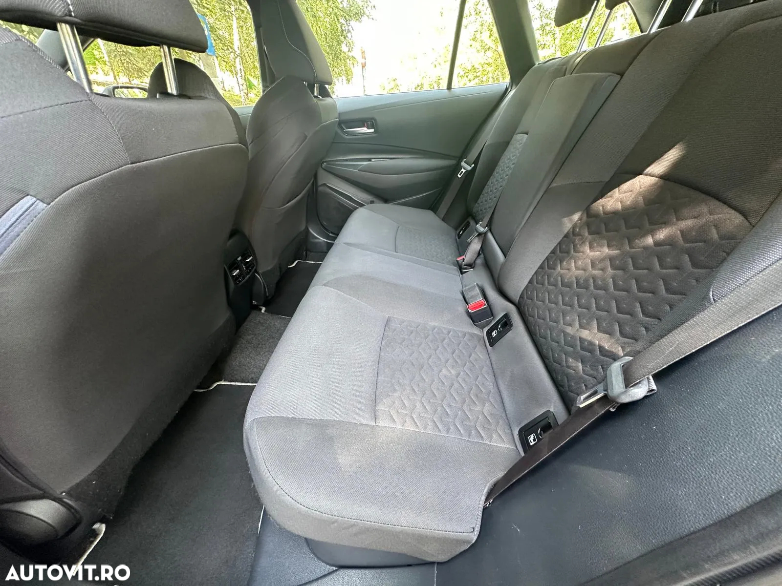 Toyota Corolla - 17