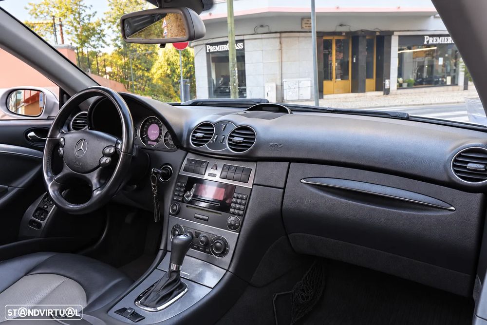 Mercedes-Benz CLK 200 Kompressor Cabrio Avantgarde Aut. - 17