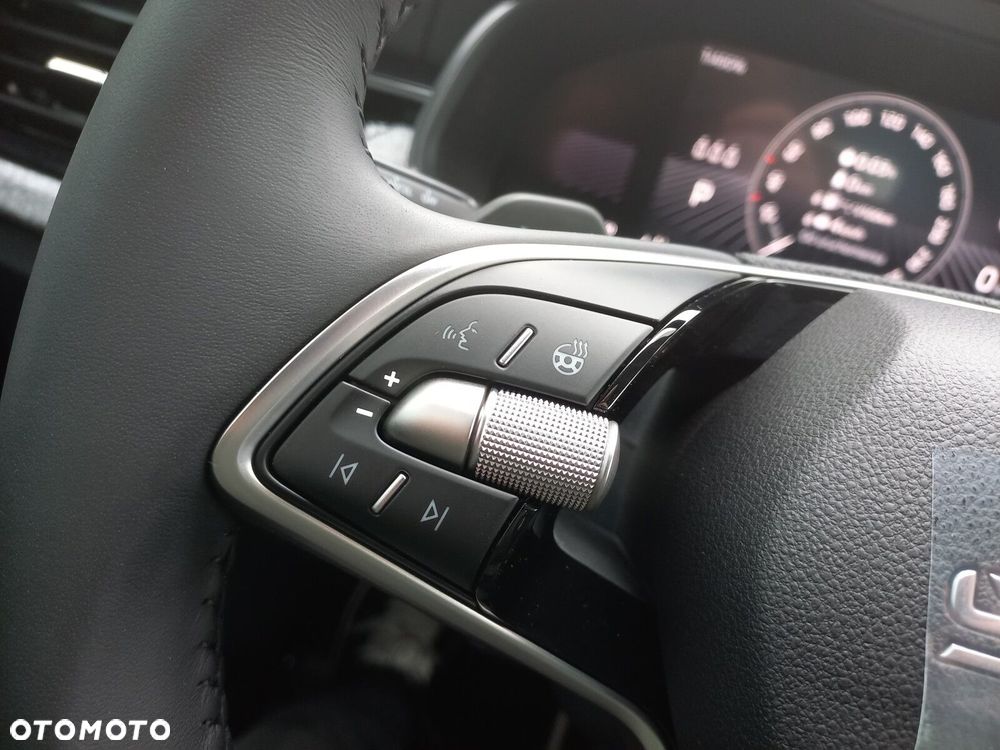 Skoda Kamiq 1.0 TSI Drive DSG - 17