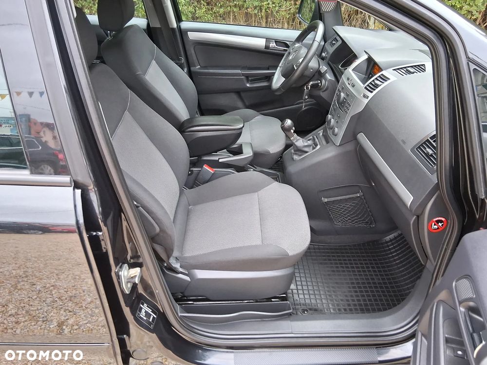 Opel Zafira 1.8 - 10