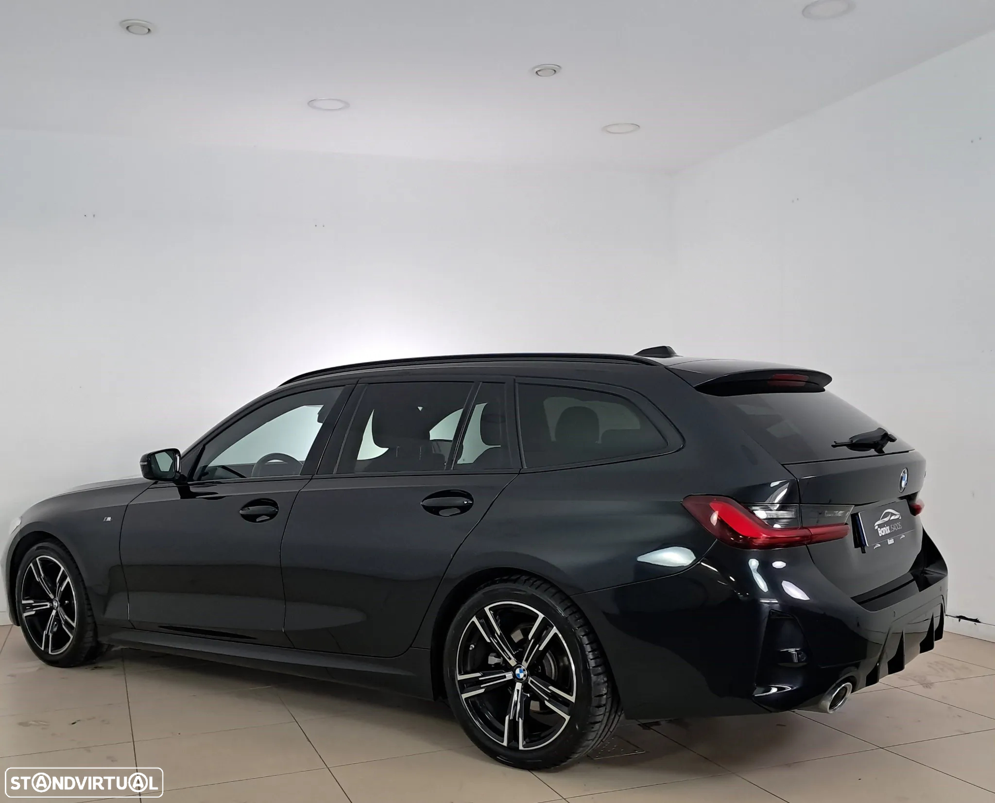 BMW 320 d Touring Pack Desportivo M Auto - 3