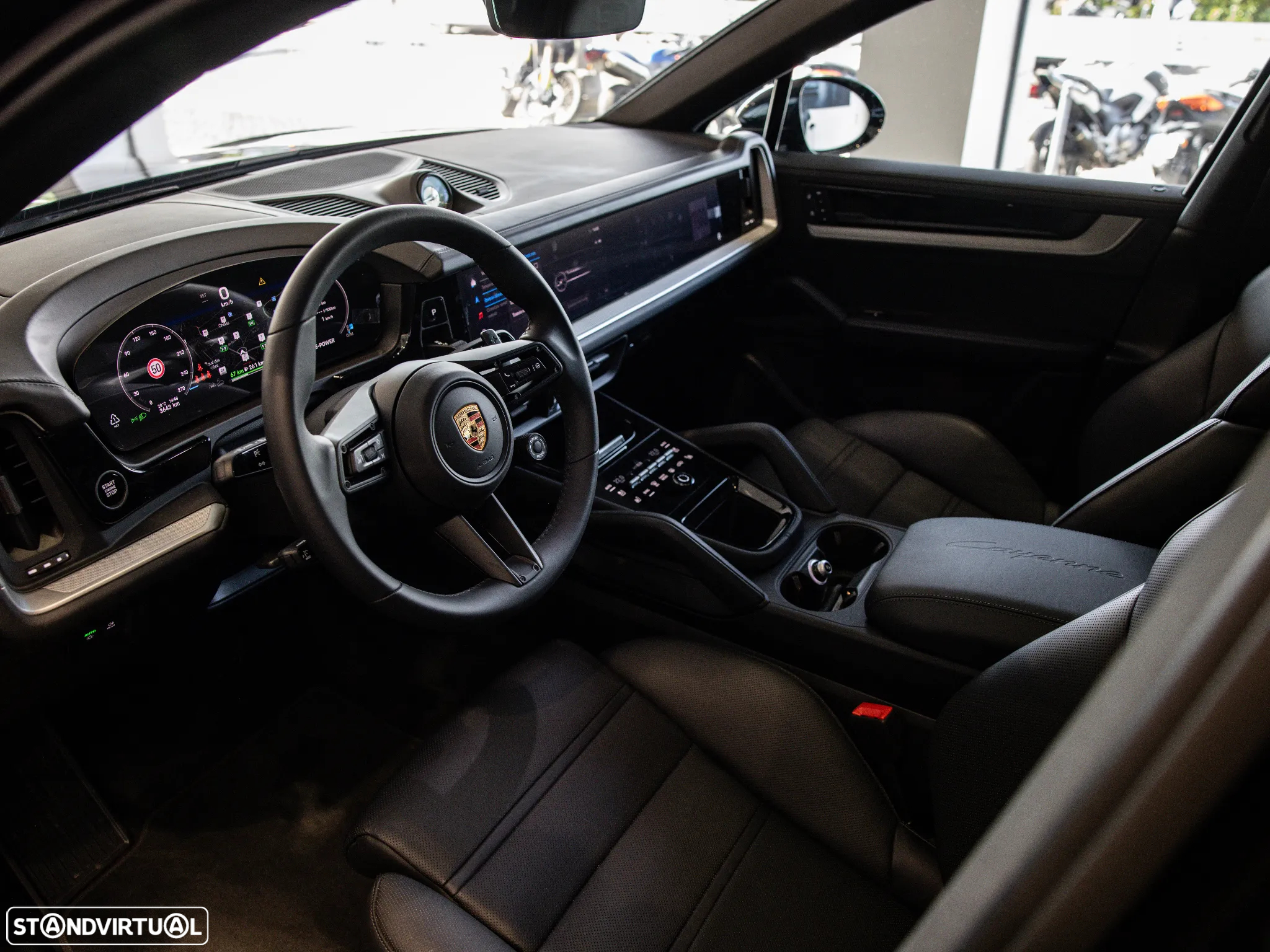Porsche Cayenne Coupé E-Hybrid - 24
