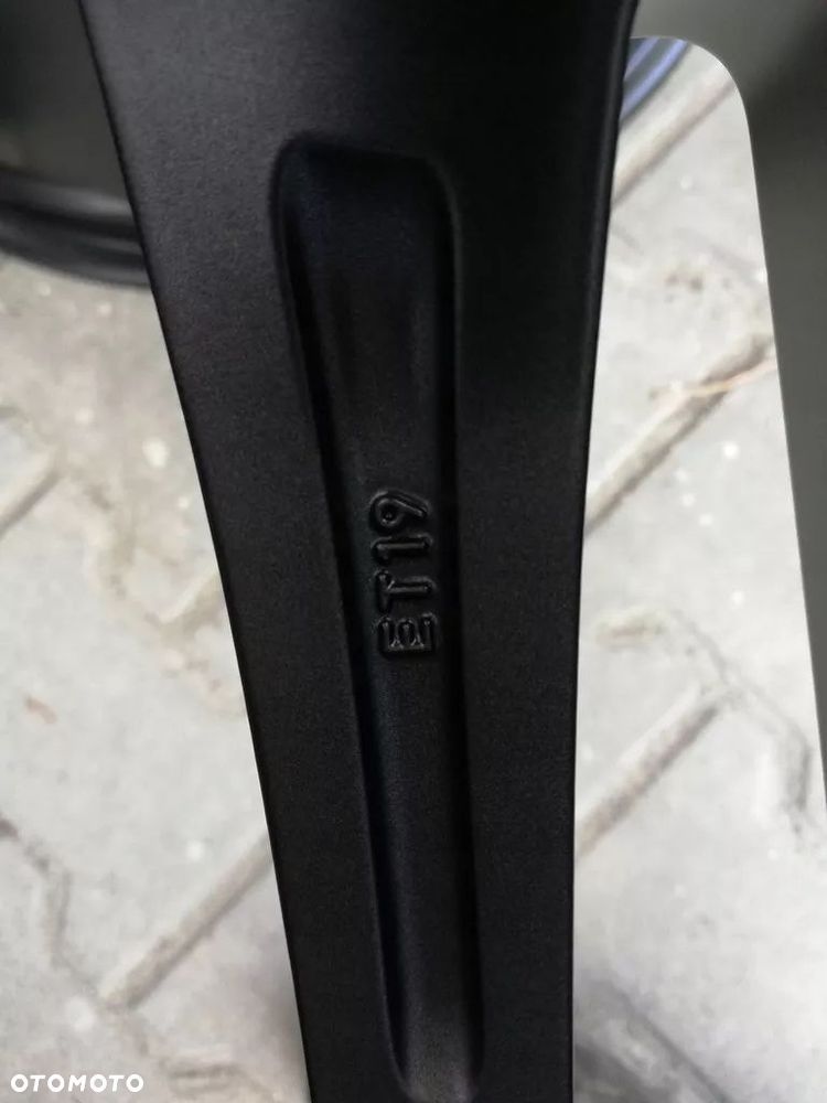 FELGI PORSCHE MACAN S /TURBO / SPIDER 20' 95B DEMO - 13