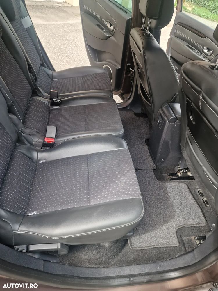 Renault Grand Scenic dCi 130 FAP Dynamique - 17