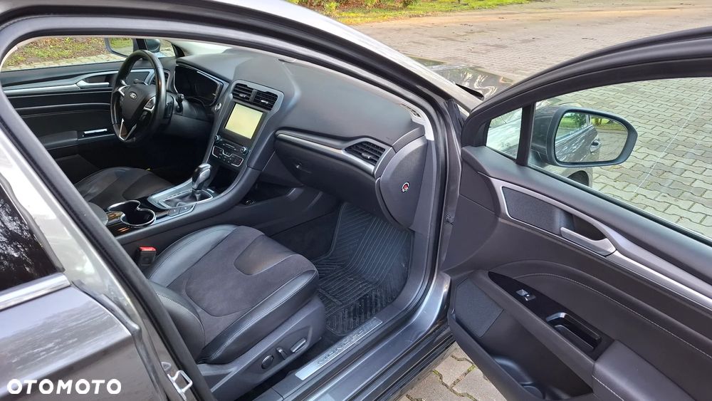 Ford Mondeo SW 2.0 TDCi Titanium PowerShift - 22