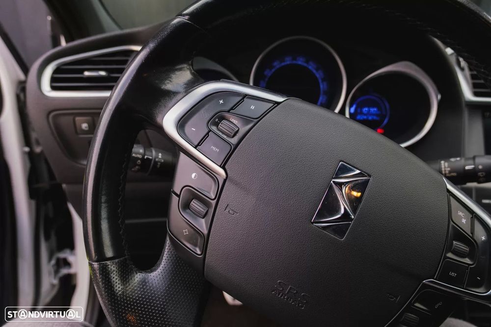 Citroën DS4 1.6 HDi So Chic - 22