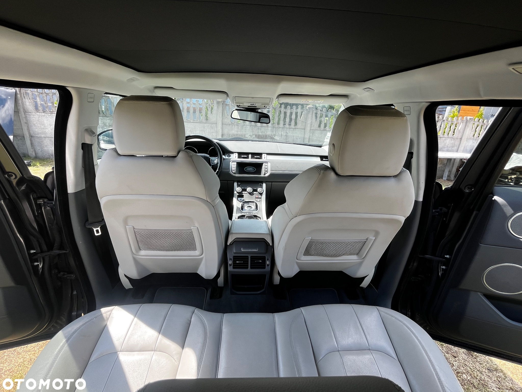 Land Rover Range Rover Evoque - 23