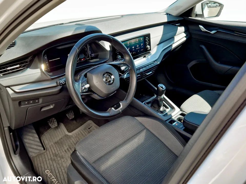 Skoda Octavia 2.0 TDI Ambition - 16