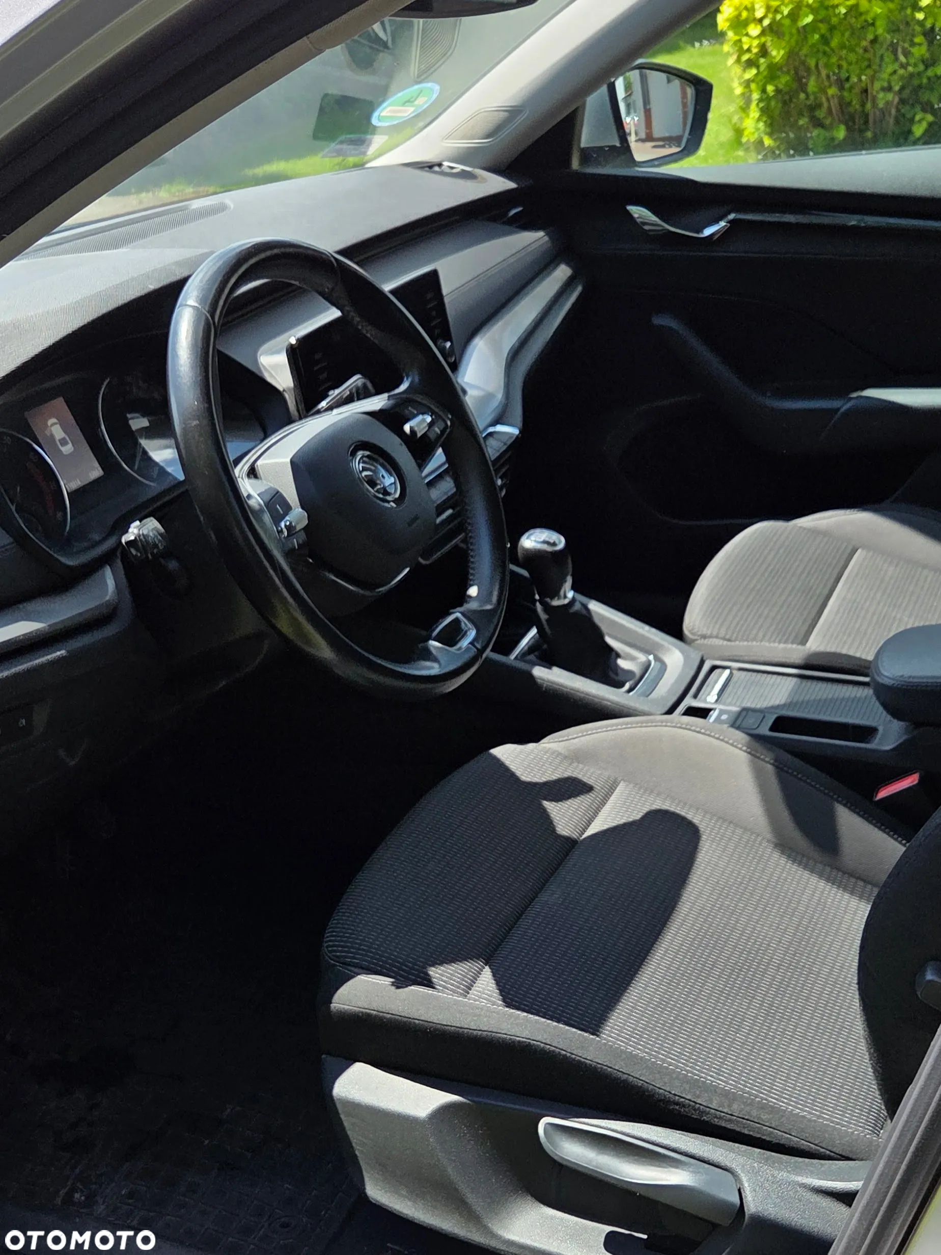 Skoda Octavia 1.5 TSI ACT Ambition - 8