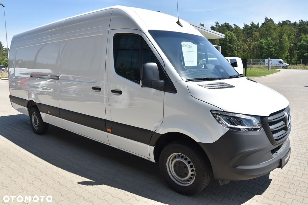 Mercedes-Benz Sprinter - 5
