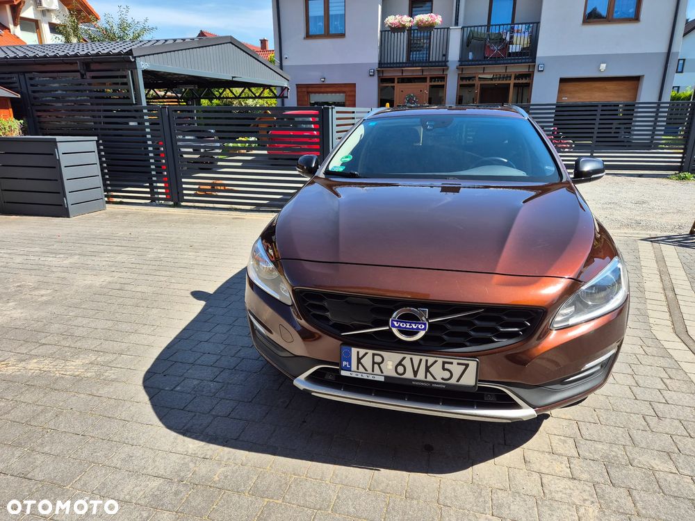 Volvo V60 Cross Country D3 Drive-E Momentum - 6