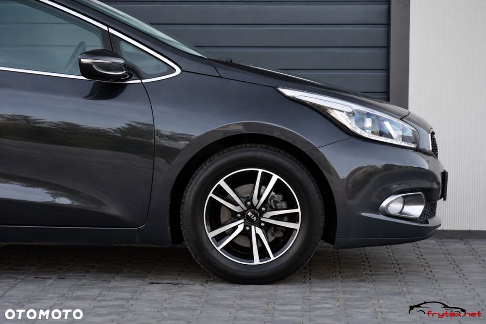 Kia Ceed - 5
