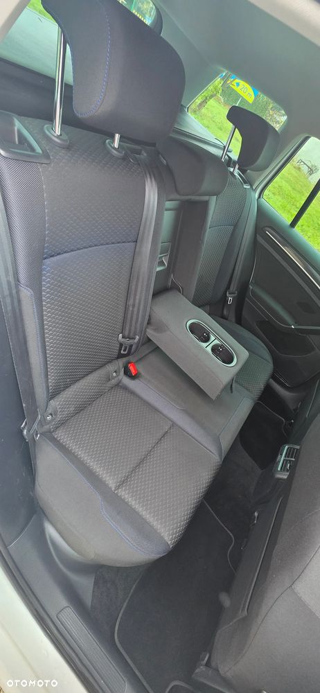 Volkswagen Golf 2.0 TDI SCR United - 27