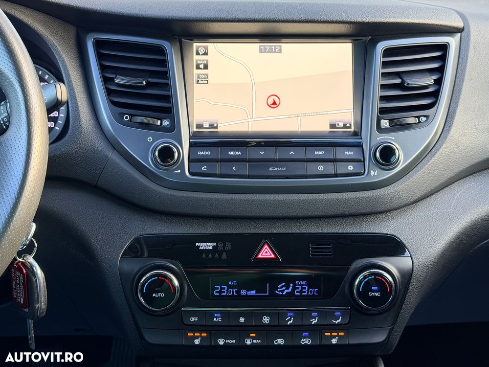 Hyundai Tucson blue 1.7 CRDi 2WD Passion Plus - 23
