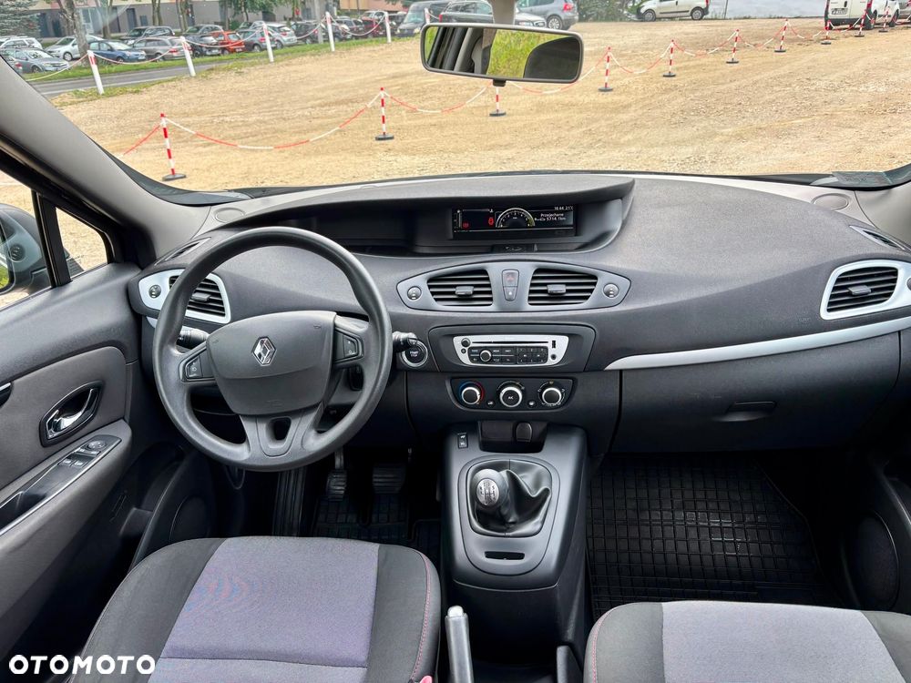 Renault Scenic 1.5 dCi Expression - 9
