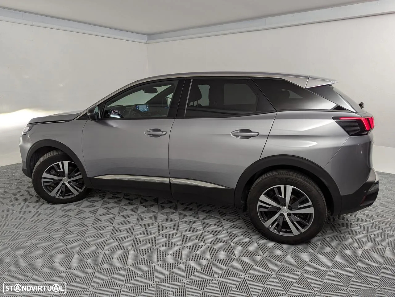 Peugeot 3008 1.5 BlueHDi Allure EAT8 - 10