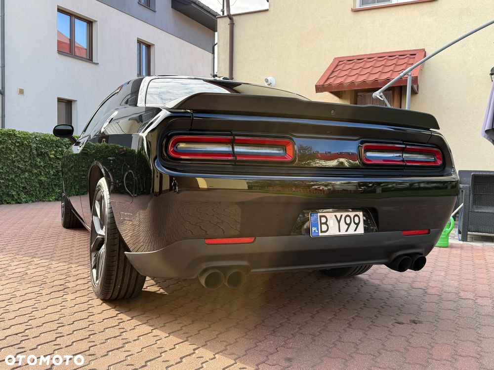 Dodge Challenger 3.6 SXT Plus - 38
