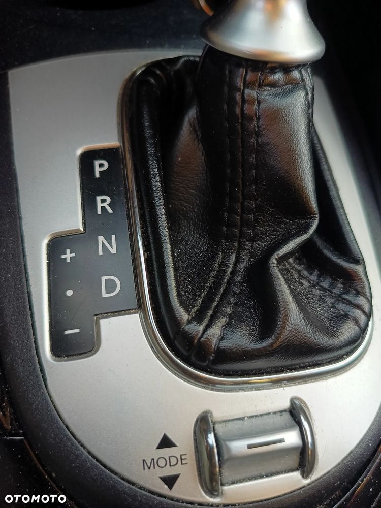 Citroën C-Crosser 2.2 HDi Exclusive DCS - 11