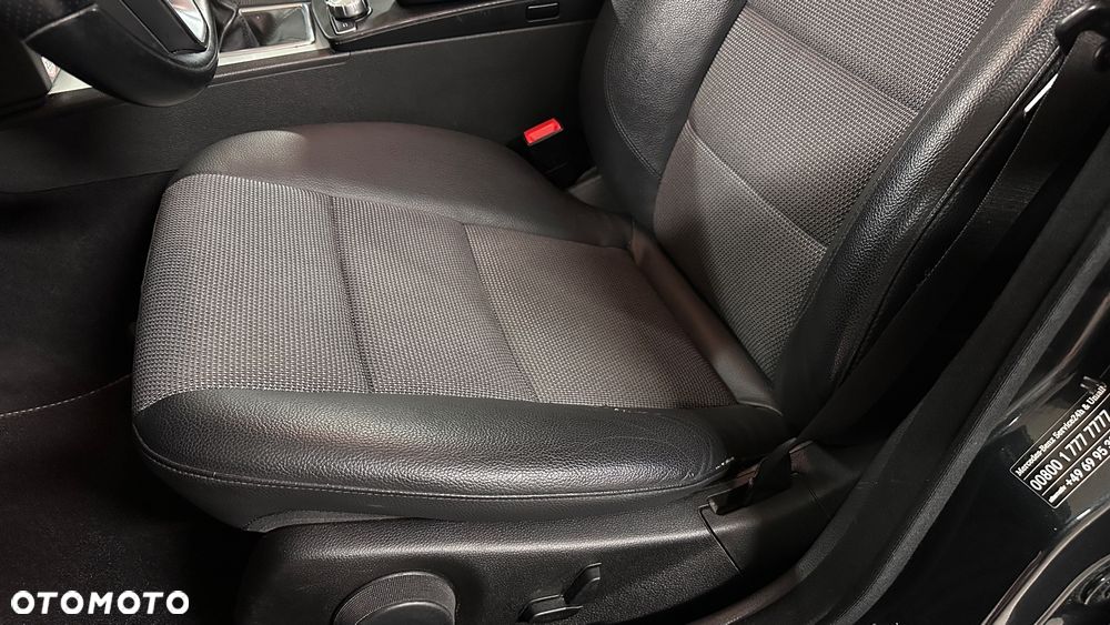 Mercedes-Benz Klasa C 180 BlueEFFICIENCY Avantgarde - 13