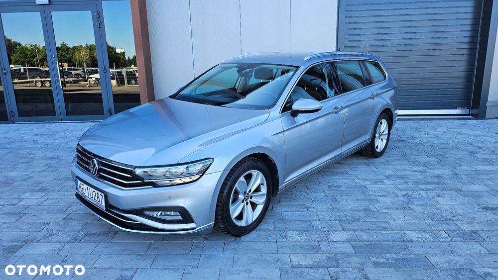 Volkswagen Passat Variant 2.0 TDI EVO Elegance DSG - 4