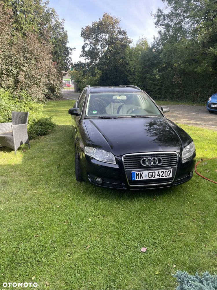 Audi A4 - 1
