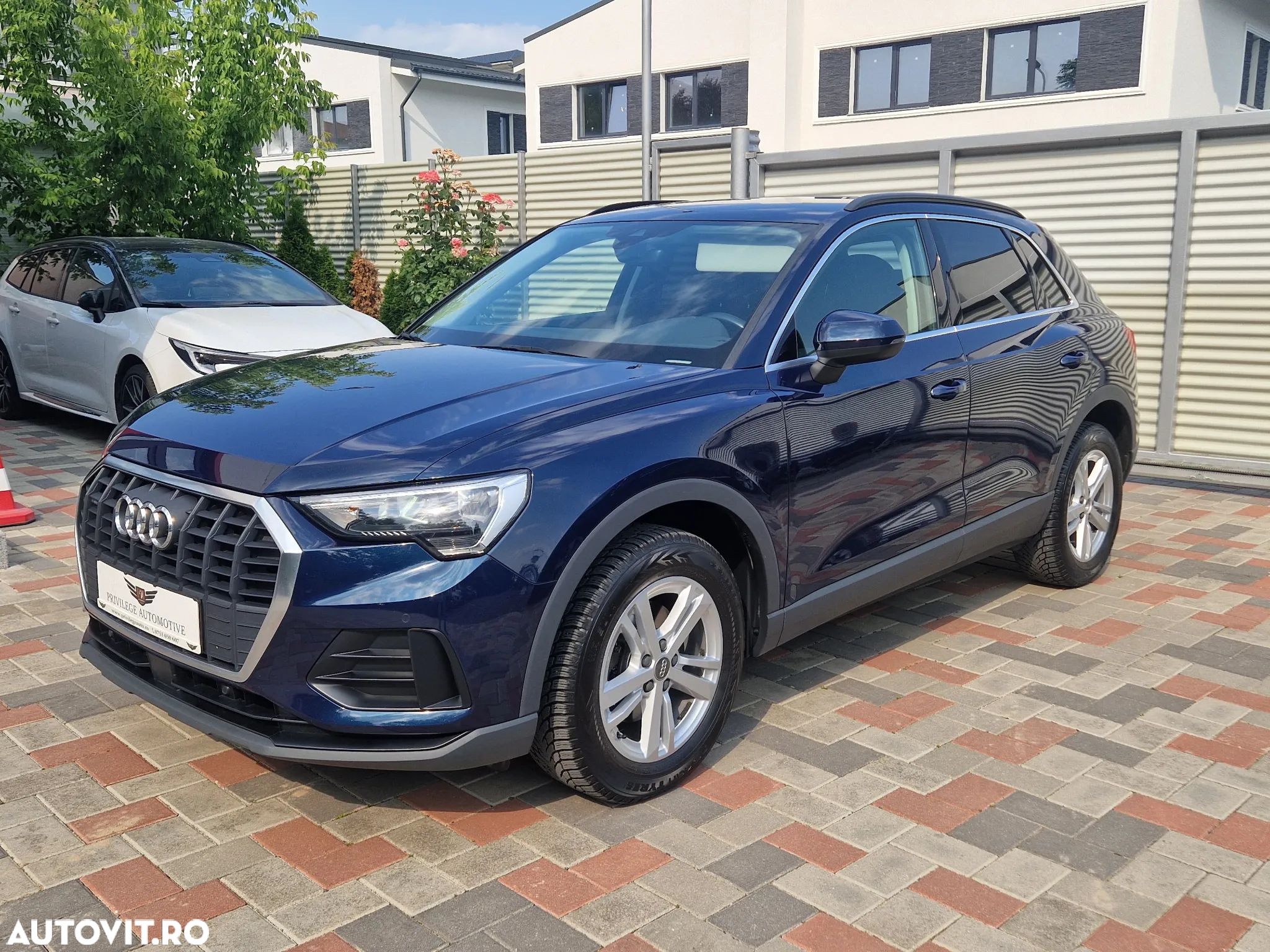 Audi Q3 2.0 35 TDI S tronic quattro Basic - 1