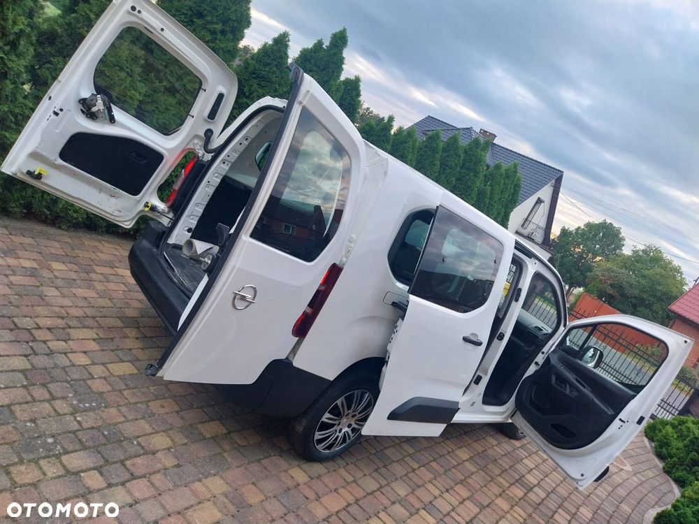 Opel Combo 1.5 D Start/Stop Ultimate - 2