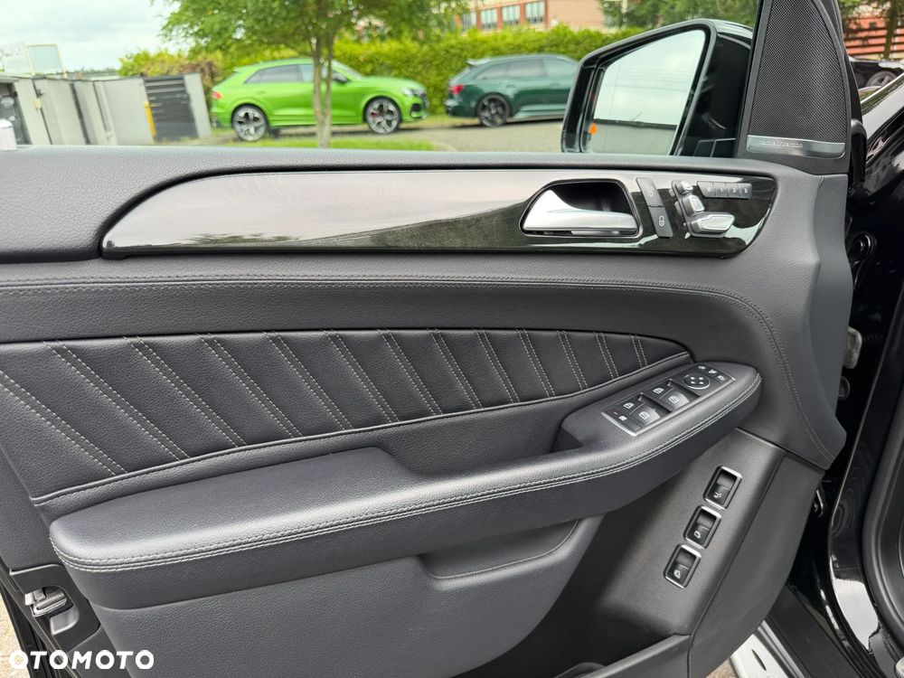 Mercedes-Benz GLS 350 d 4-Matic - 37