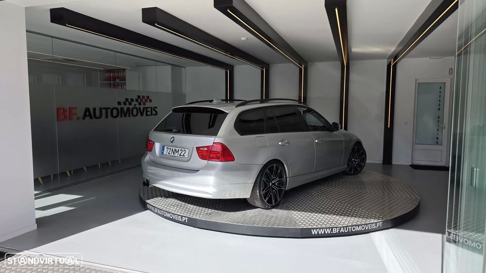 BMW 320 d EfficientDynamics Navigation - 7