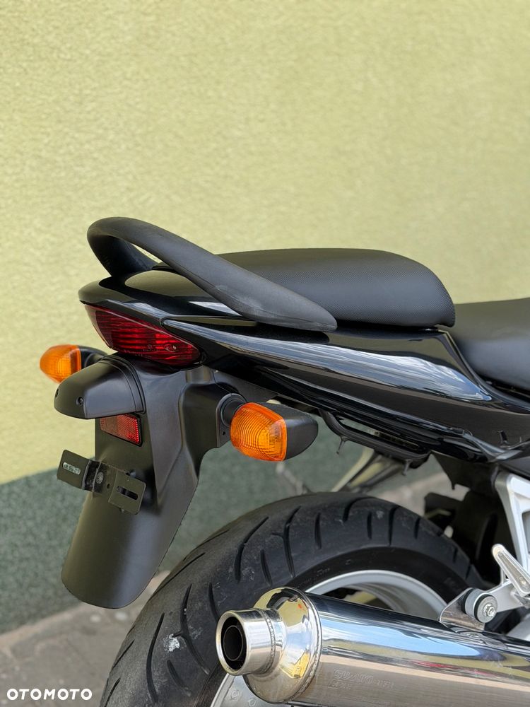 Suzuki SV - 11