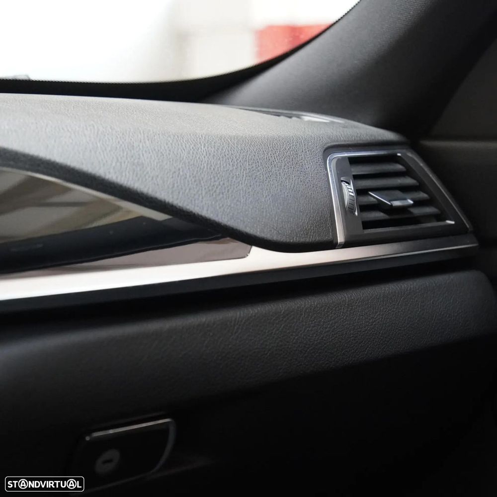BMW 318 Gran Turismo d Line Sport Auto - 32