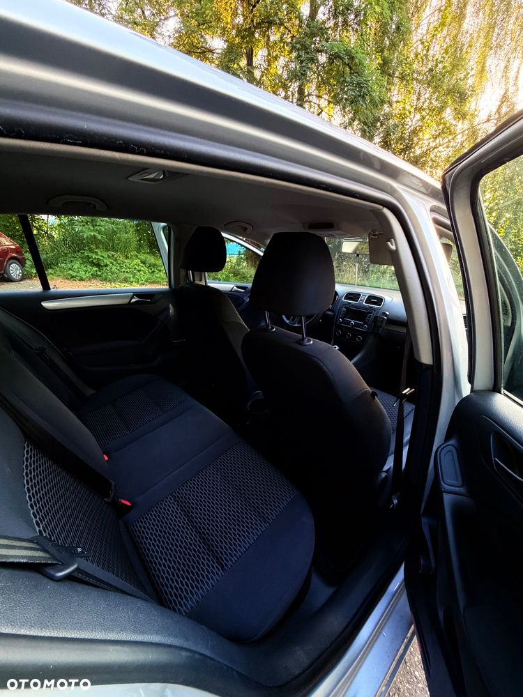 Volkswagen Golf - 18