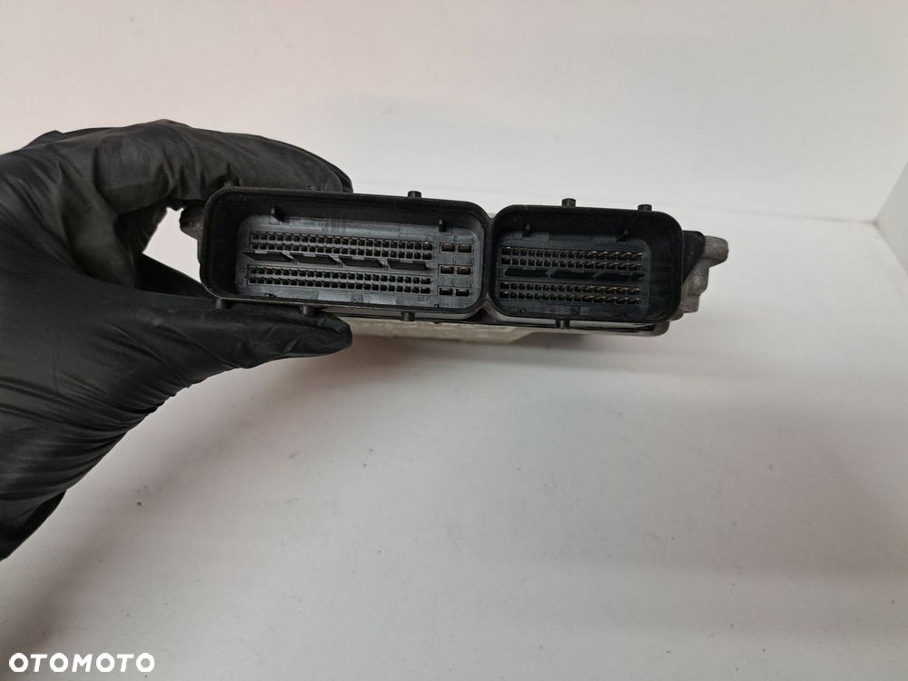 VW TOUAREG 2.5 TDI STEROWNIK KOMPUTER SILNIKA 070 906 016BL - 2