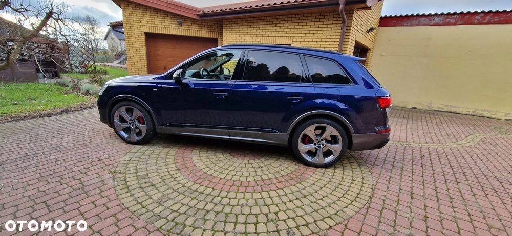 Audi Q7 60 TFSI e Quattro S Line Tiptr - 3