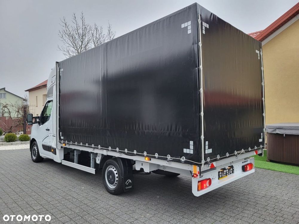 Renault Master kabina XL - 29