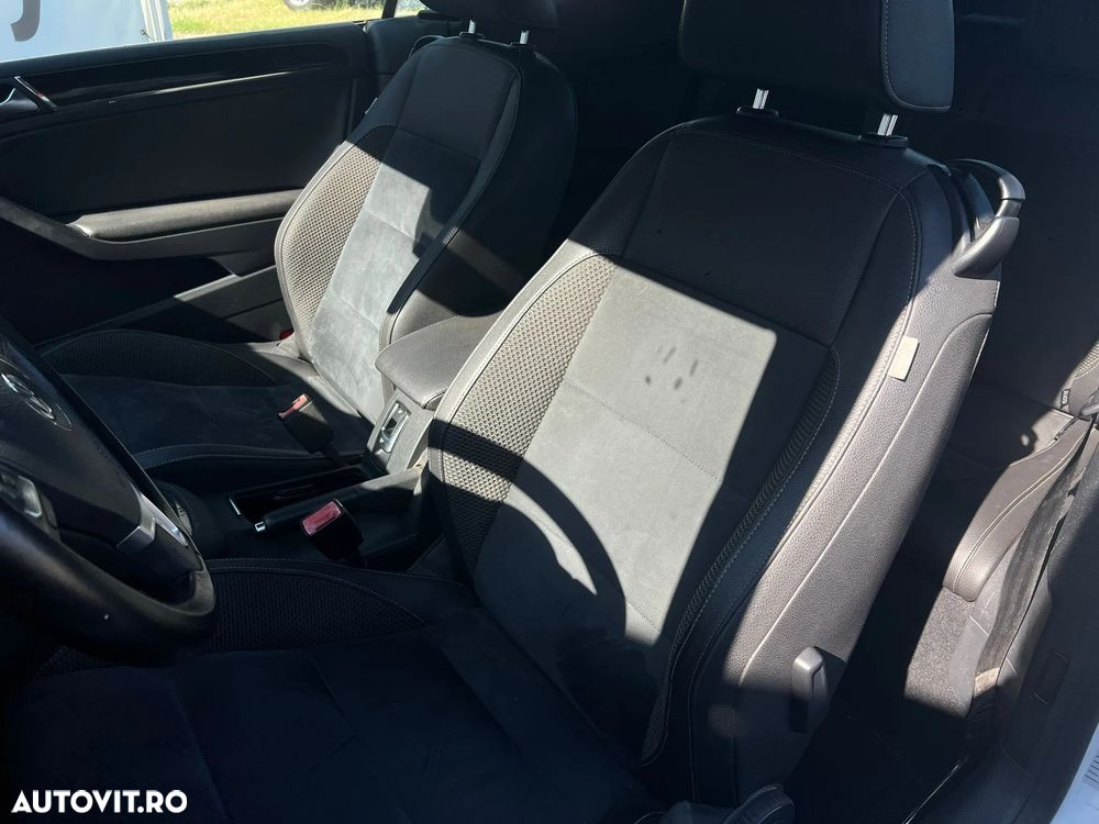 Volkswagen Golf 2.0 TDI BlueMotion Technology Comfortline DSG - 36