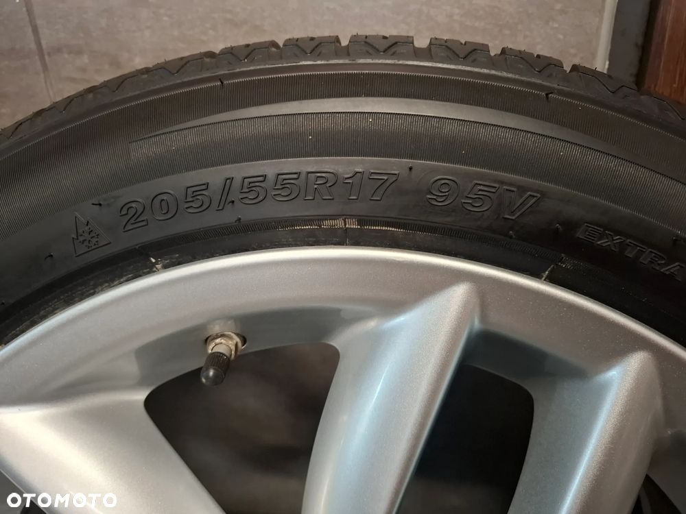 4x Koła alufelgi 2016 rok posiadają czujniki w felgach z nowymi oponami całorocznymi 17 cali  7Jx17 H2 Mini Cooper nr 9803723 9804371 9803726 - 6