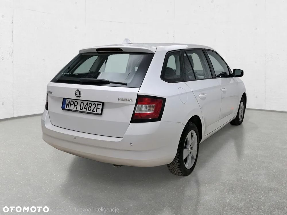 Skoda Fabia 1.0 TSI Ambition - 11