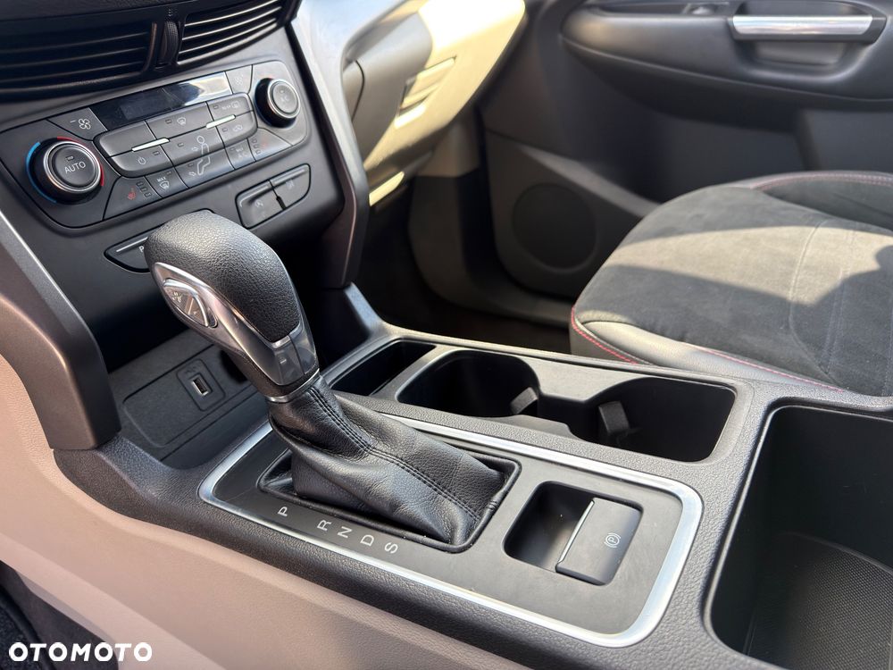 Ford Escape - 26