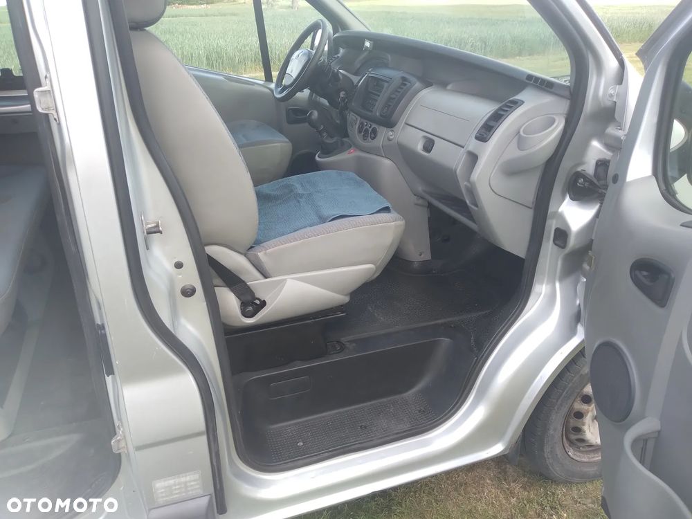 Renault Trafic - 6