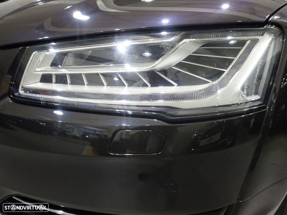 Audi A8 3.0 TDI V6 quattro Clean Diesel - 32