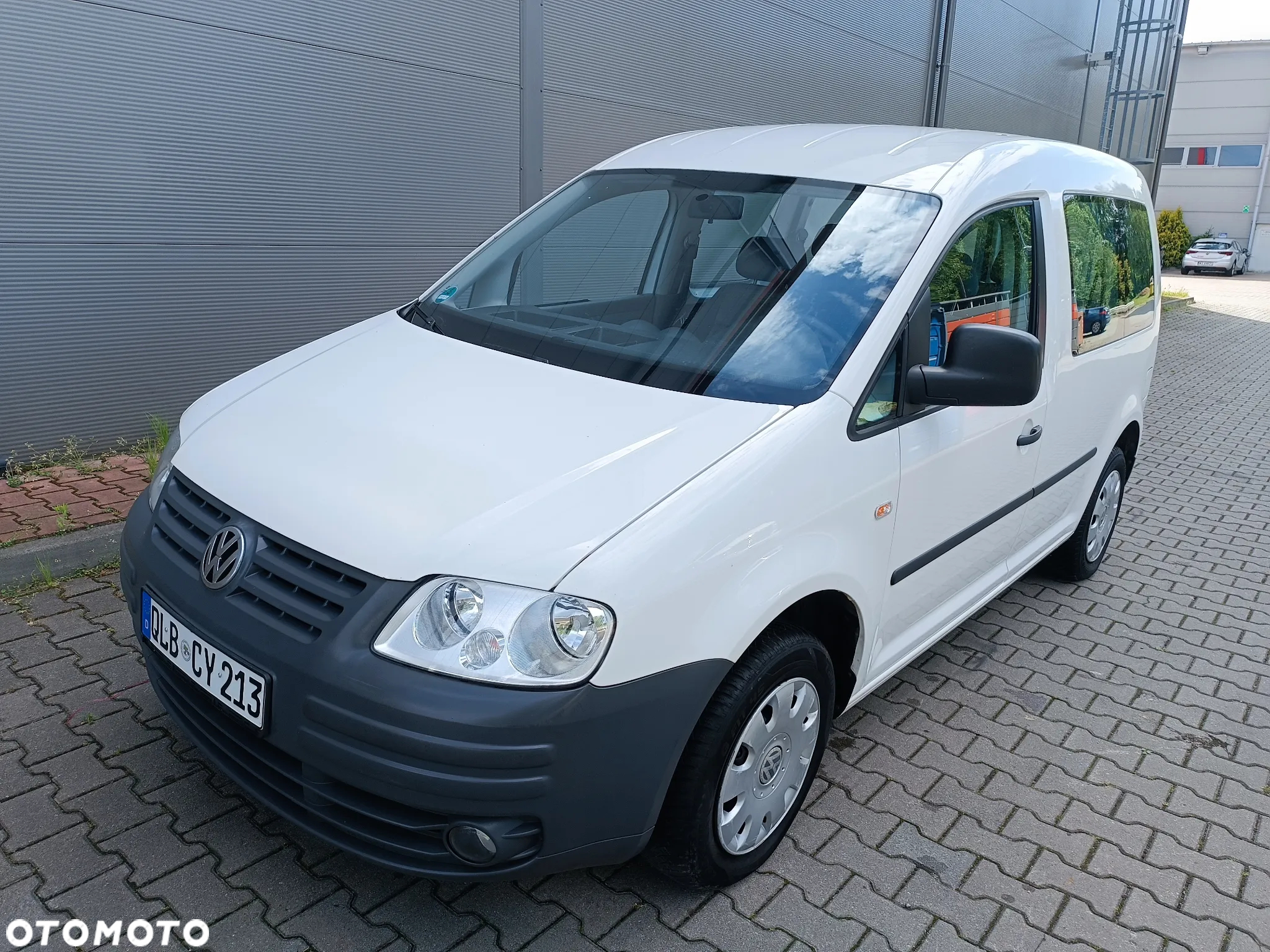 Volkswagen Caddy 1.6 Familie (5-Si.) - 16