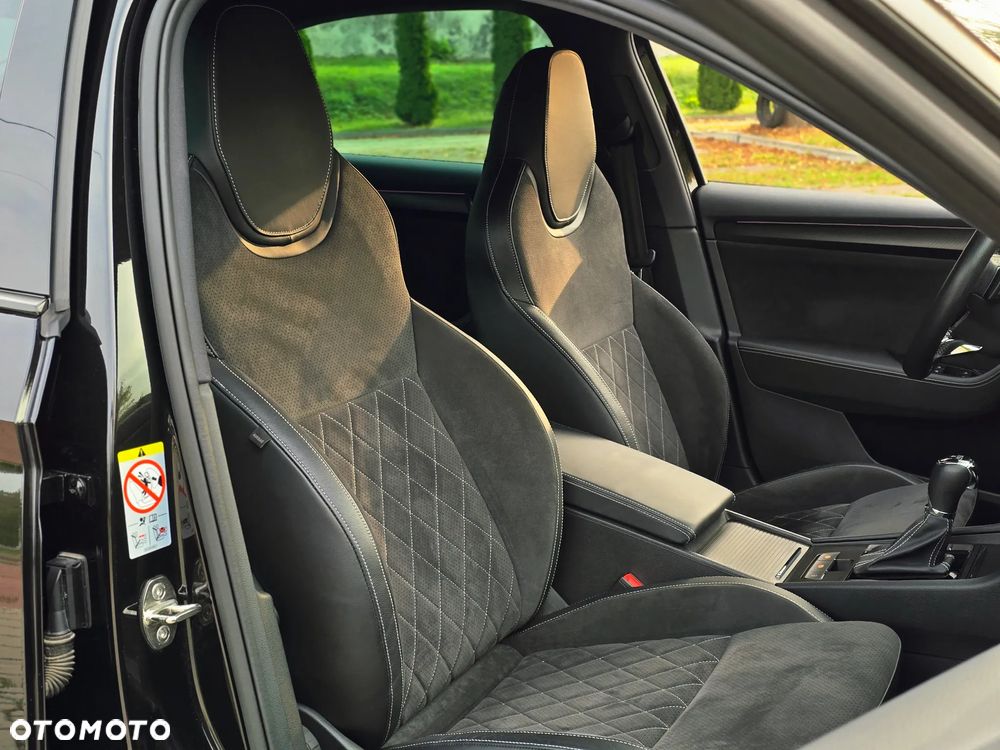 Skoda Superb 2.0 TSI Sportline DSG - 26