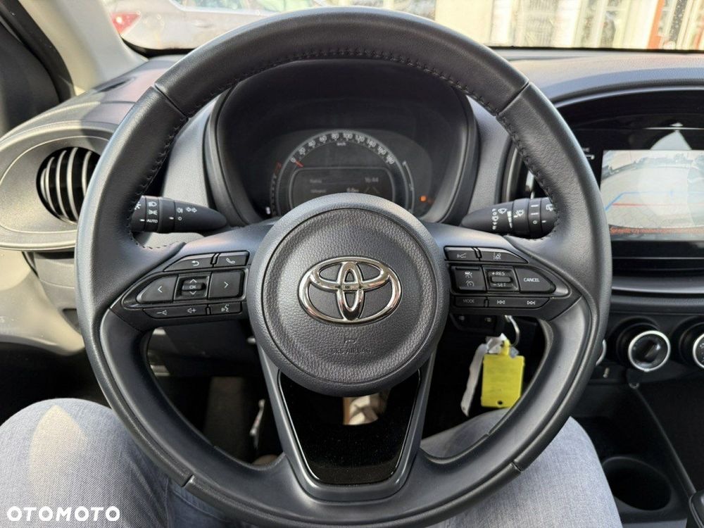 Toyota Aygo X S-CVT Black&White - 21
