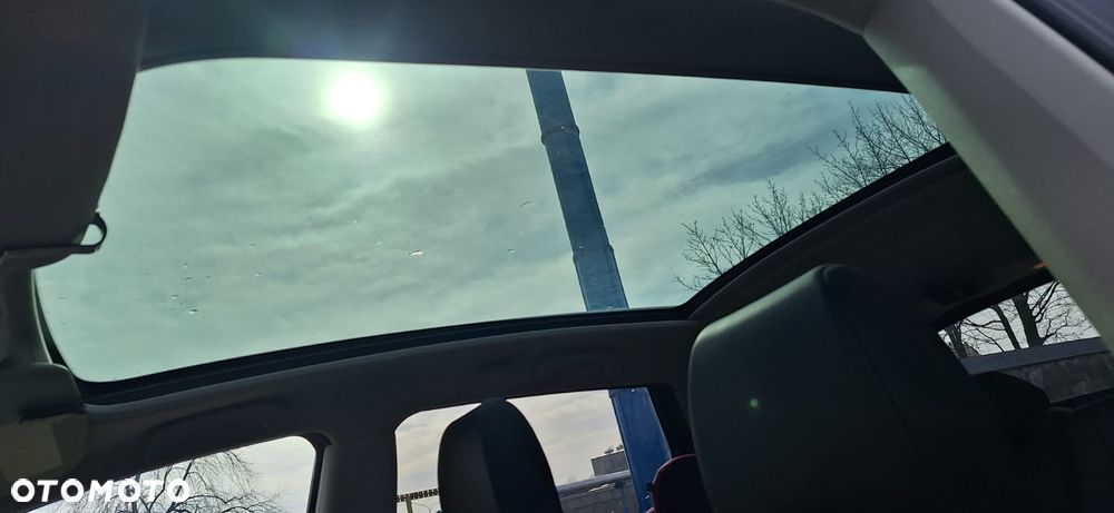 Nissan Qashqai+2 2.0 dCi DPF 4x4 tekna - 16