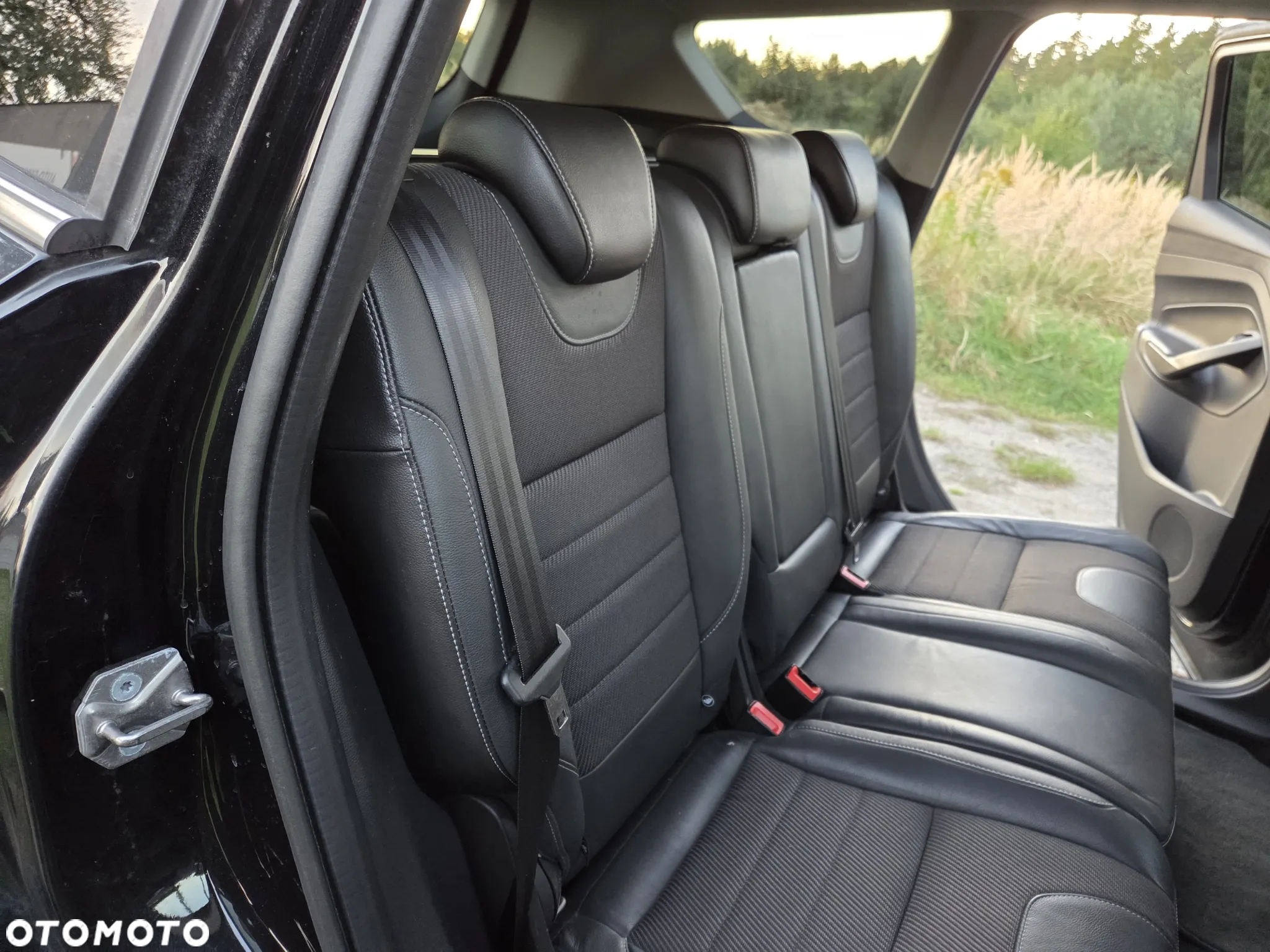 Ford Kuga 2.0 TDCi 2x4 Titanium - 24